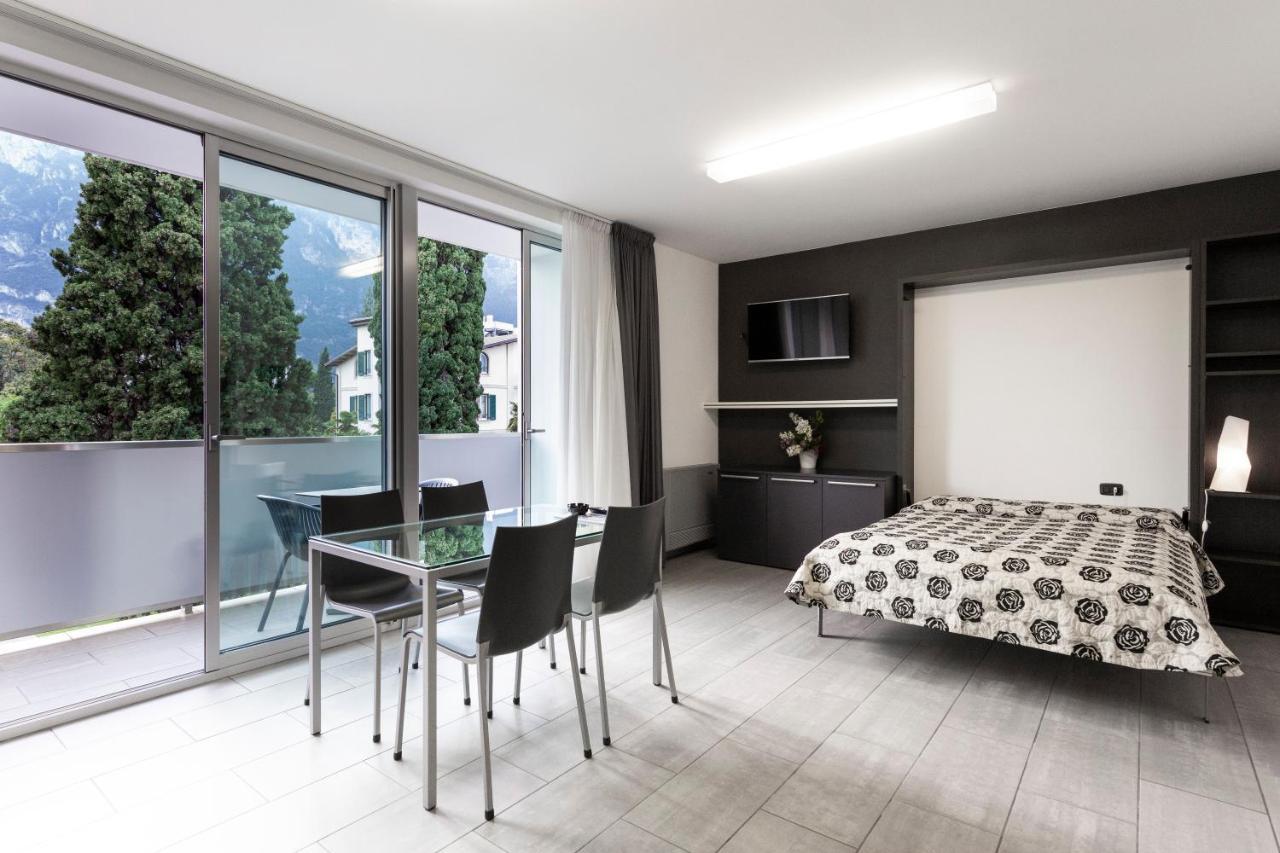 Apartments Garda Lake リーヴァ・デル・ガルダ エクステリア 写真